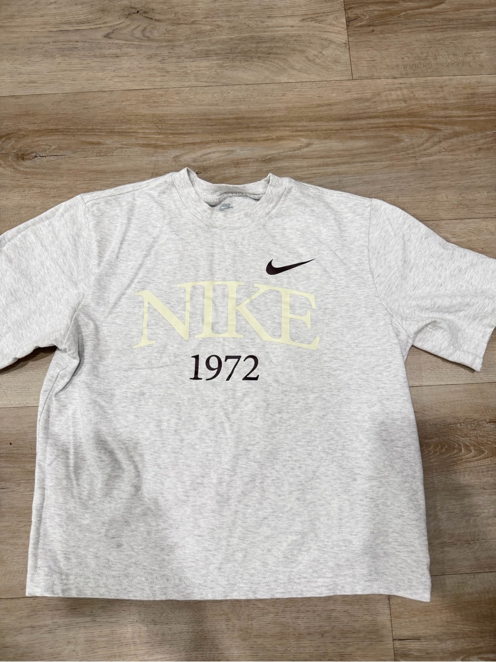 Nike Light Gray Crewneck T-Shirt